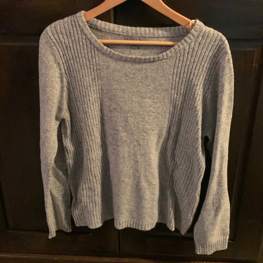 5/$45 Grey Pullover Sweater